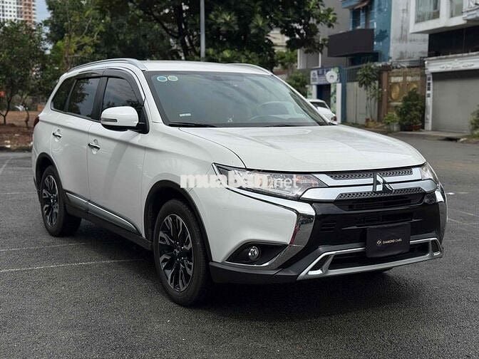 Mitsubishi Outlander 2022 2.0 CVT - 12000 km