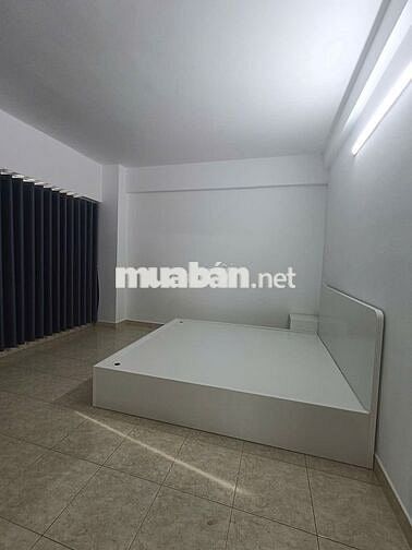 Bán căn hộ H3 - Hoàng Diệu , Q4