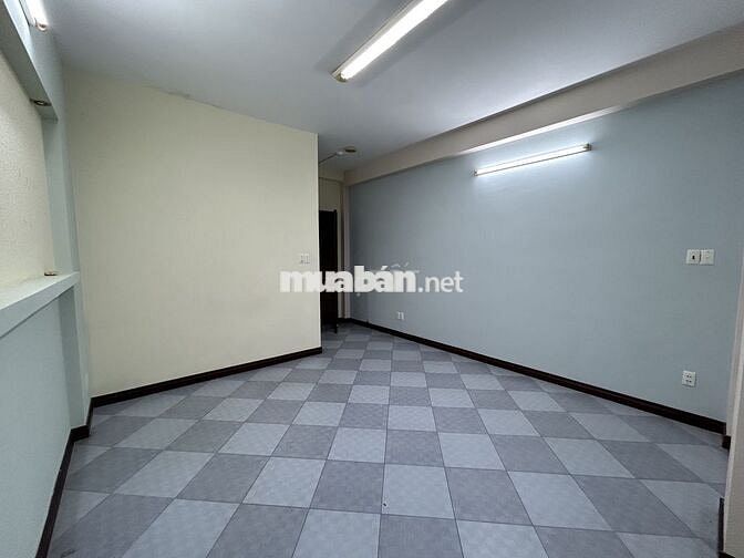 CHO THUÊ VĂN PHÒNG LẦU 3 35m2 tại TRUNG TÂM QUẬN 3