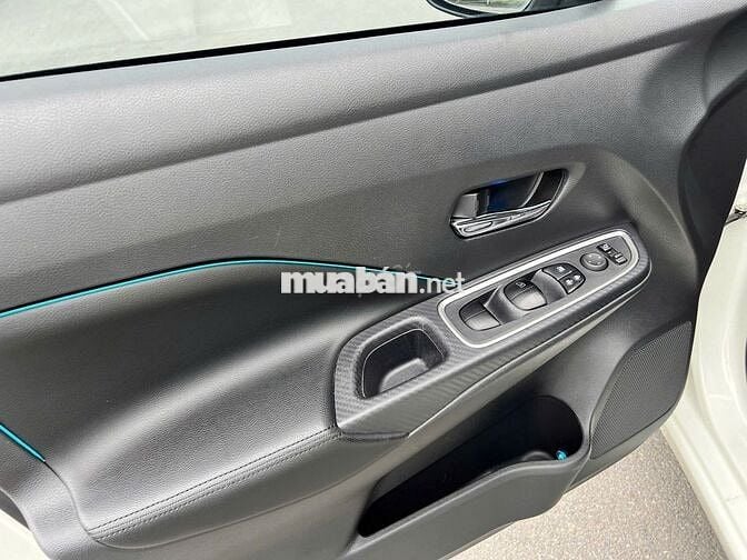 Nissan Almera VL 2023 màu trắng