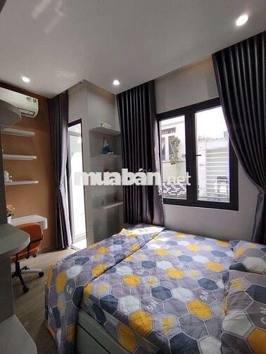 NHÀ MỚI ĐẸP - SỔ VUÔNG VỨC - HAI MẶT HẺM