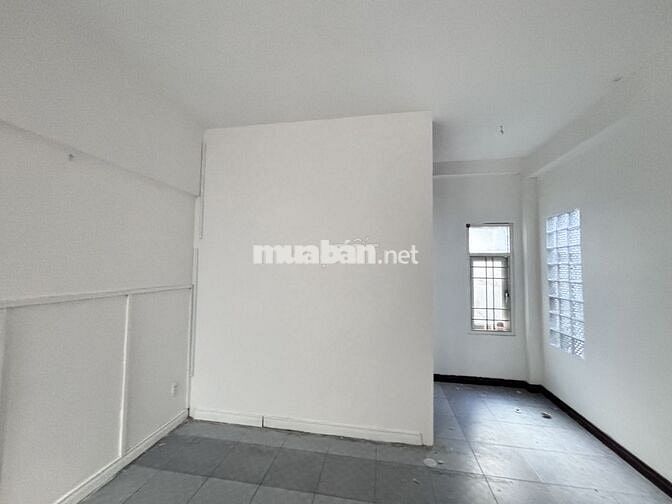 CHO THUÊ VĂN PHÒNG LẦU 3 35m2 tại TRUNG TÂM QUẬN 3