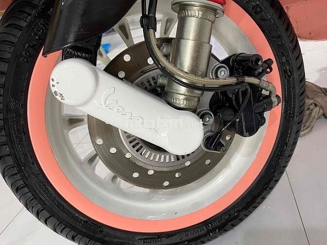 vespa hồng, ngay giao cccd, zin êm đẹp