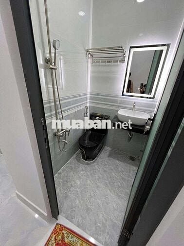 BÁN NHÀ MT ĐƯỜNG 20M _DT : 69M²_HD THUÊ 45 tr/1th _ ĐƯỜNG TÔ NGỌC VÂN.