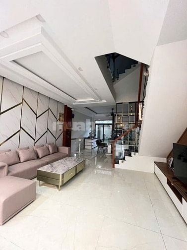 Bán nhà 4 tầng 2 mặt tiền 4 Phòng ngủ 5 tolet full nội thất 