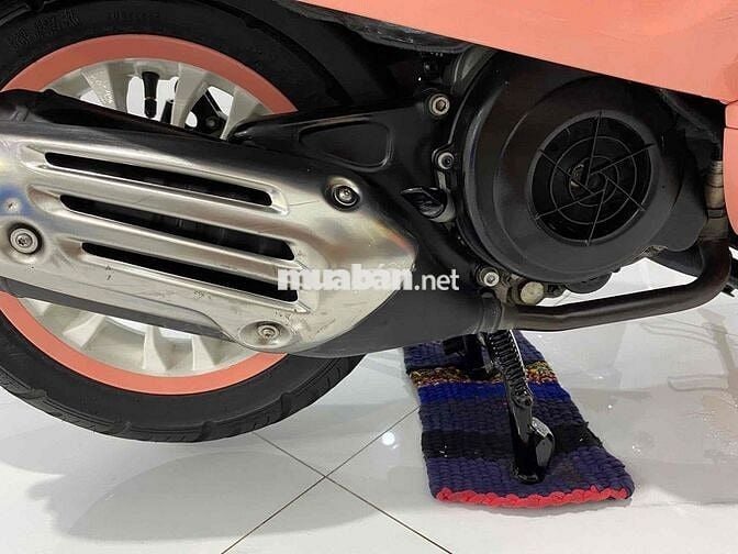 vespa hồng, ngay giao cccd, zin êm đẹp