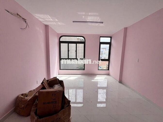 NHÀ 3 TẦNG 4X15 MỚI XÂY, TRỐNG SUỐT CÁC TẦNG, HẺM TẢI, SÁT VẠN PHÚC