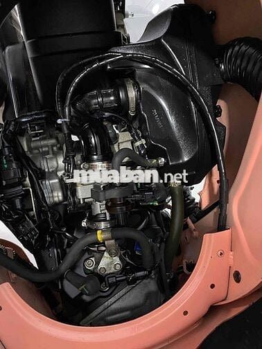 vespa hồng, ngay giao cccd, zin êm đẹp