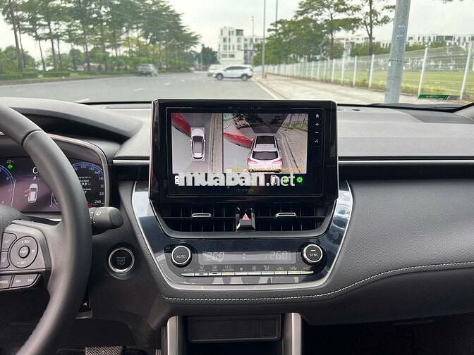 Toyota Corolla Cross 1.8 V 2024 odo 5000km