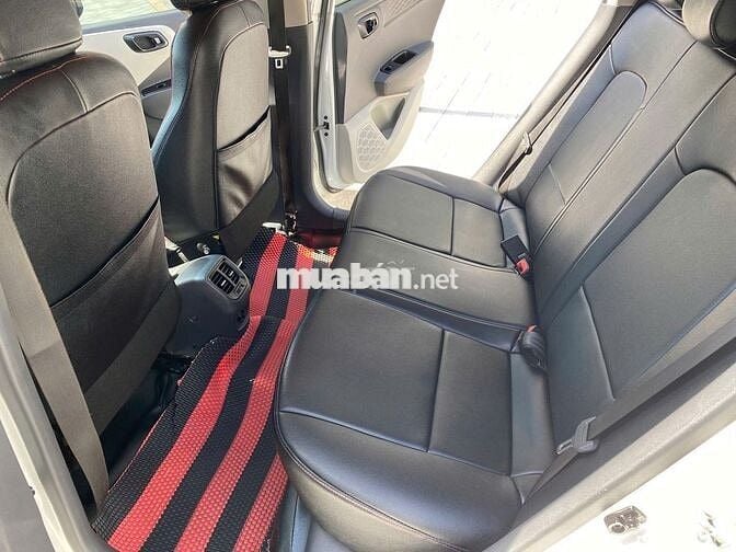 Hyundai Grand i10 1.2 MT 2022 màu trắng