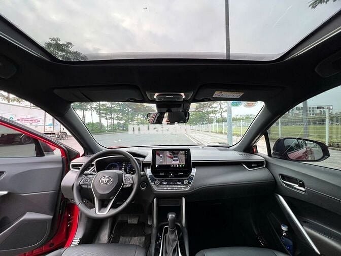 Toyota Corolla Cross 1.8 V 2024 odo 5000km