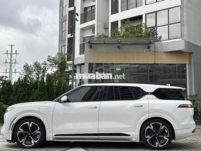 VinFast VF9 2023 Plus Pin Catl  - 40000 km Thuê TP