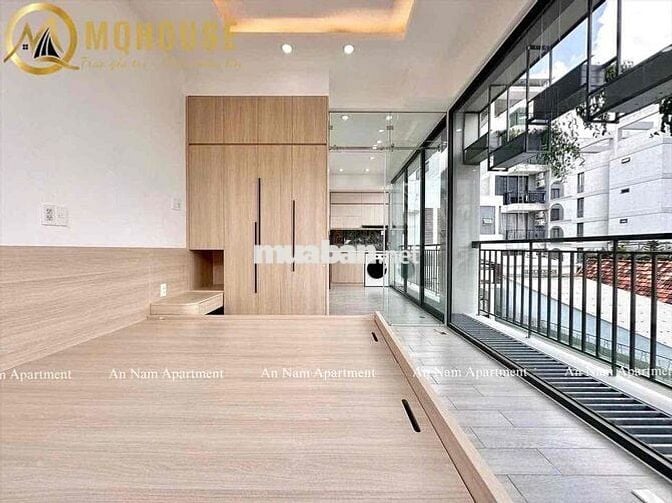 CĂN HỘ STUDIO RỘNG 50M2 - FULL NỘI THẤT - BAN CÔNG NGAY CÔNG VIÊN LÀNG