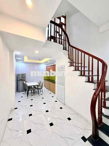 bán nhà 5 tầng ngõ 85 tổ 13 mậu lương