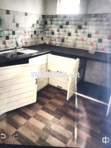 Cho thuê. nhà nguyên căn 100m2 bên Sân Vận Động Đông Hoà - Dĩ An