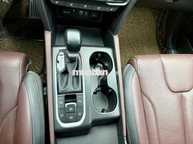 Hyundai Santa Fe 2020 2.2L Premium - 50000 km