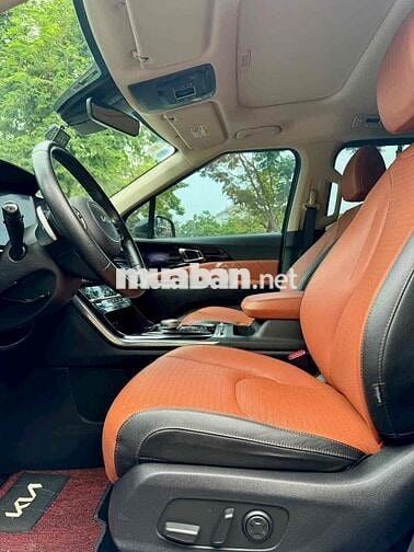 Kia Carnival 2022 2.2D Luxury 8 chỗ - 45000 km