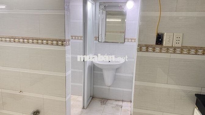 CĂN HỘI MẶT TIỀN LẦU 2  AN BÌNH