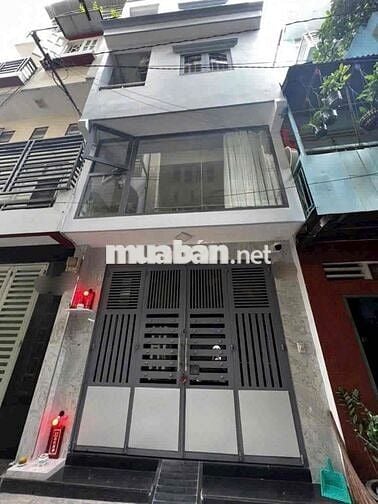 Xe Hơi, Cách Mặt tiền 20m Trần Quý Quận 11