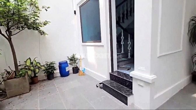 An Dương Vương – Ô Tô – 81 N – 4 Tầng – MT 7.8 M 0 Giá 15.3 Tỷ. 