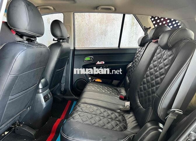 Kia Carens 2009 2.0 AT - 142000 km