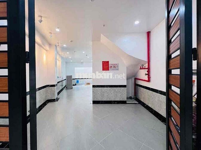 TOÀ CHDV VÕ CHÍ CÔNG- DT 56M2 x5 TẦNG THANG MÁY- 11 PHÒNG KK- ĐỦ PCCC