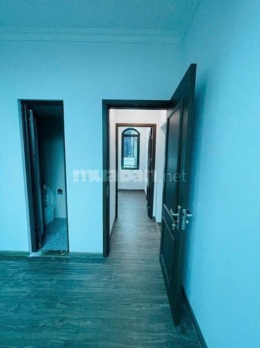 An Dương Vương – Ô Tô – 81 N – 4 Tầng – MT 7.8 M 0 Giá 15.3 Tỷ. 