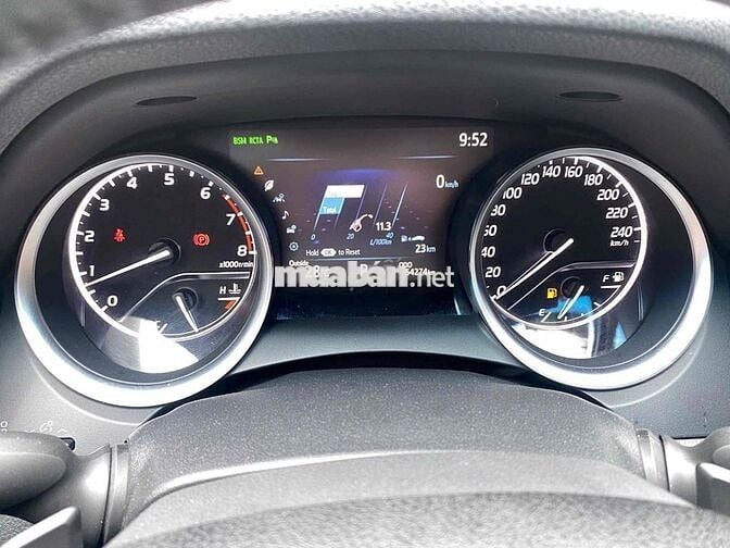 Toyota Camry 2021 2.5Q - 54200 km