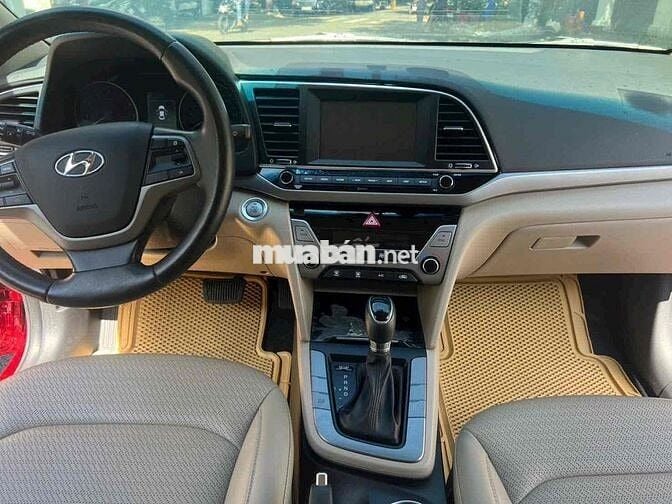 Hyundai Elantra 2018 1.6 AT - 58000 km