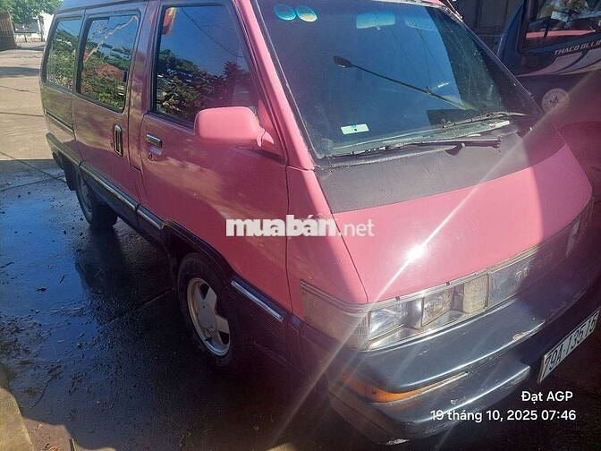 Toyota 9 chỗ ko niên hạn đăng kiểm 4/2026