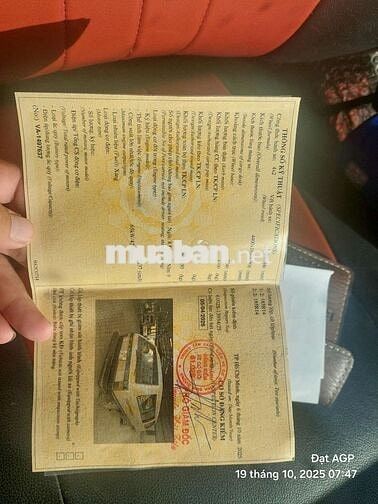 Toyota 9 chỗ ko niên hạn đăng kiểm 4/2026