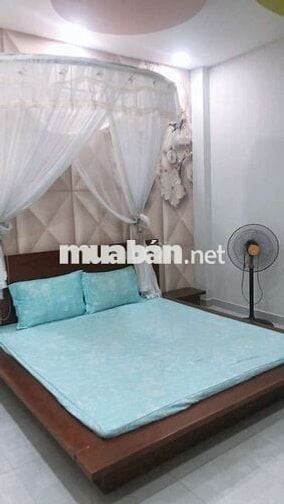 Nhà 4 Tầng 68M2,4 PN, Gần Siêu Thị Coop Mart, Chợ Hạnh Thông Tây