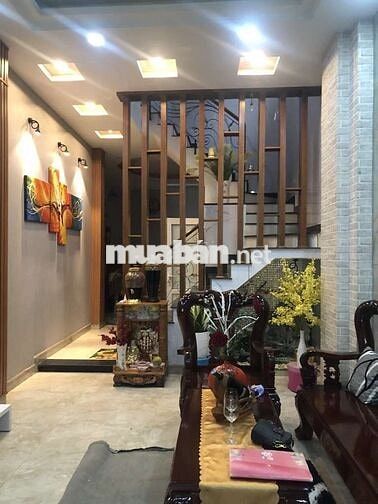 Nhà 4 Tầng 68M2,4 PN, Gần Siêu Thị Coop Mart, Chợ Hạnh Thông Tây