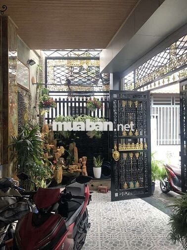 Nhà 4 Tầng 68M2,4 PN, Gần Siêu Thị Coop Mart, Chợ Hạnh Thông Tây