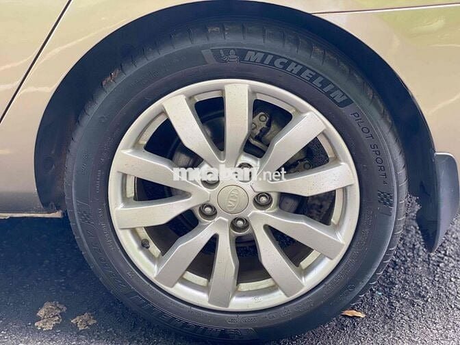 Kia Carens 2014 EX - 110000 km