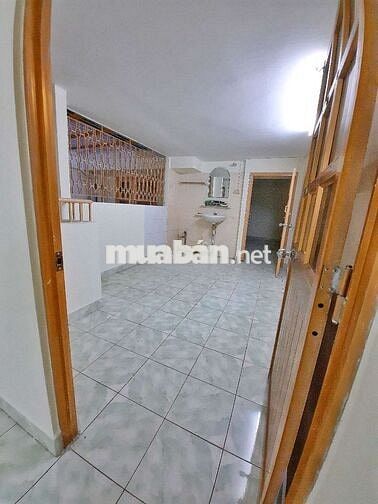 Bán CCHC hẻm 136 Nguyễn Tri Phương, phường An Đông (P9, Q5)