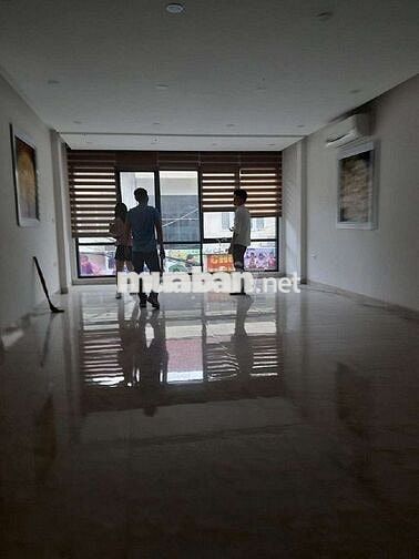 Nhà phố Nguyễn Khang - Cầu Giấy. Dt 68m2 x 7 tầng thông có Thang Máy