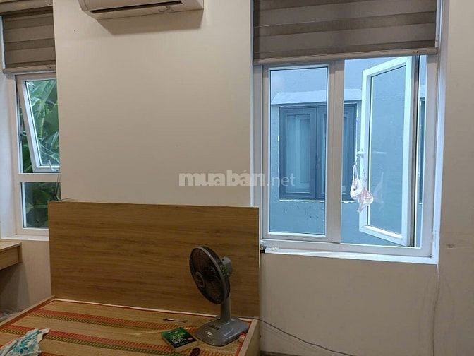 Bán nhà 3 tầng, 4 Phòng ngủ , 3 tolet đường nhựa 8m 