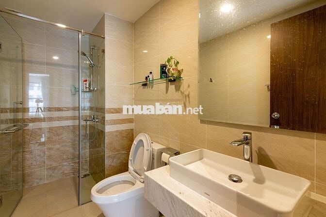 Căn Hộ 2PN 2tỷ kế Sân Bay TSN Full Nội Thất View Hồ Bơi bao sổ vay 70%