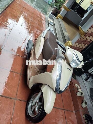 Cần bán xe máy Honda lead- xe gia đình đi