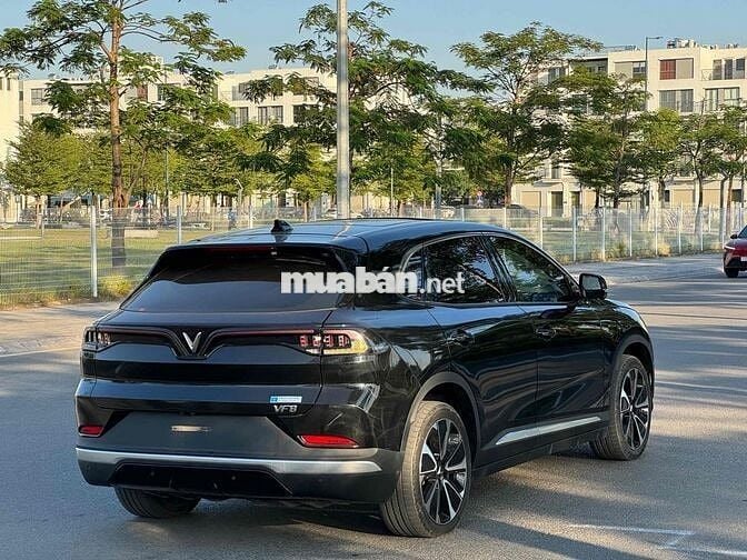 VF8 Plus 2023 Mua Pin Catl hiamr 70tr đổi xe xăng