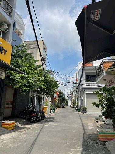 HXH THÔNG LÊ THÚC HOẠCH 88m2 4.2x21 chỉ 8 tỷ hơn