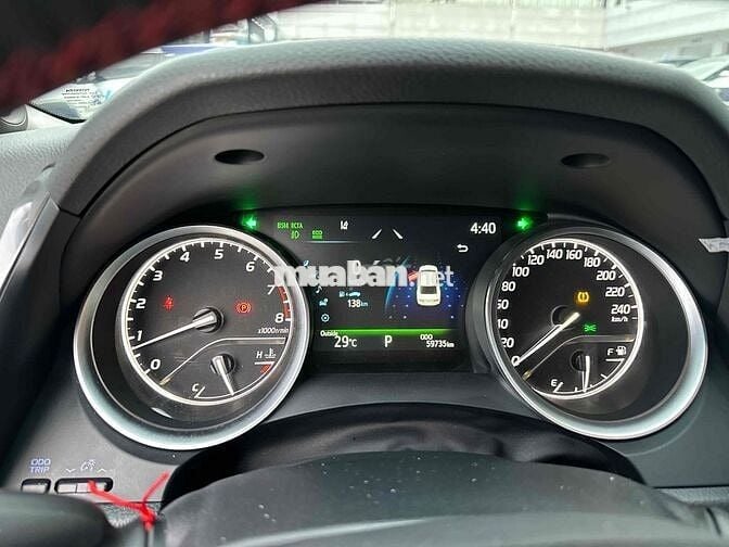 Toyota Camry 2022 2.5Q - Trắng ngọc trai HÃNG BH