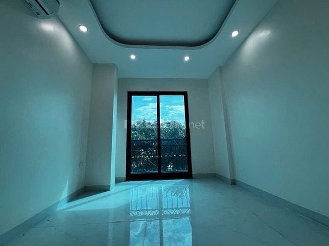 BÁN NHÀ PHỐ YÊN HÒA HÀ ĐÔNG DT 35m2 x5 tầng , MT 4m giá hơn 5 tỷ