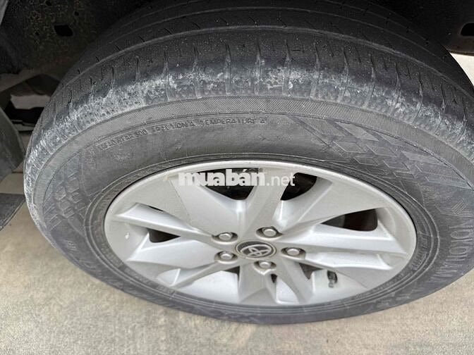 Toyota Innova 2020 E 2.0 MT - Số Sàn - Xe Tại Hãng