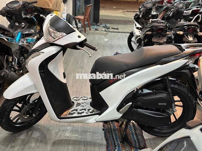 Sh 125 lên ý trắng đen 2015 nợ xấu trả trước 12tr