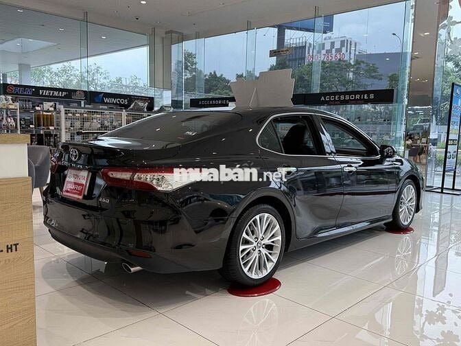 Toyota Camry 2021 2.5Q - Bản Xăng Cao Cấp tại Hãng