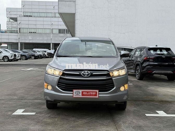 Toyota Innova 2020 E 2.0 MT - Số Sàn - Xe Tại Hãng