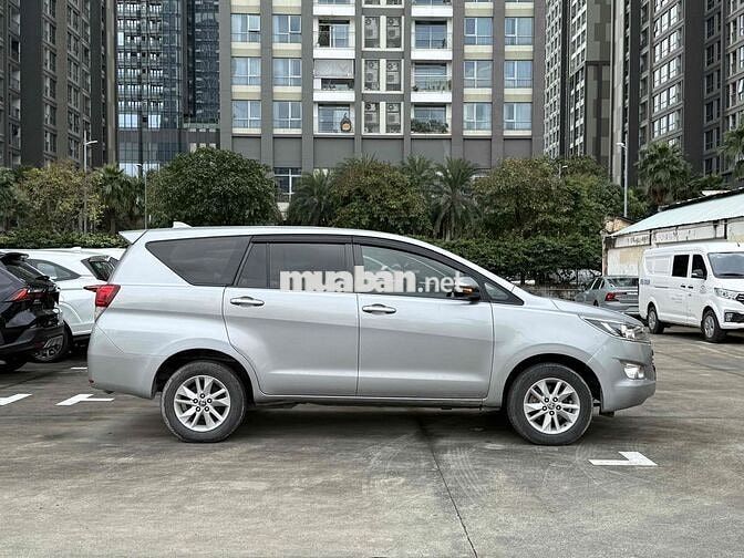 Toyota Innova 2020 E 2.0 MT - Số Sàn - Xe Tại Hãng