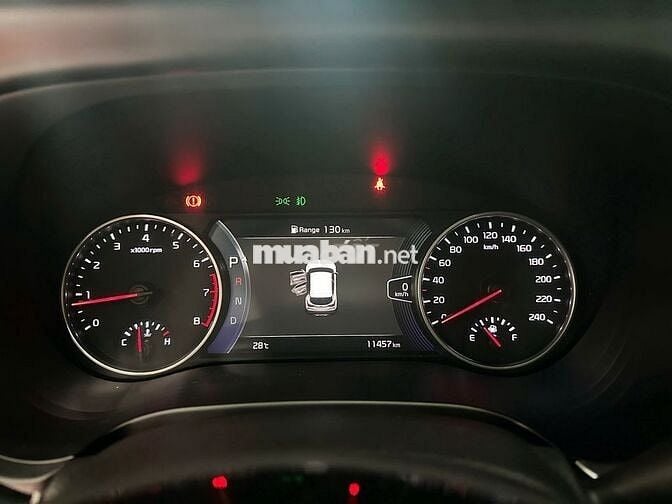 Kia Seltos 2023  - 11000 km